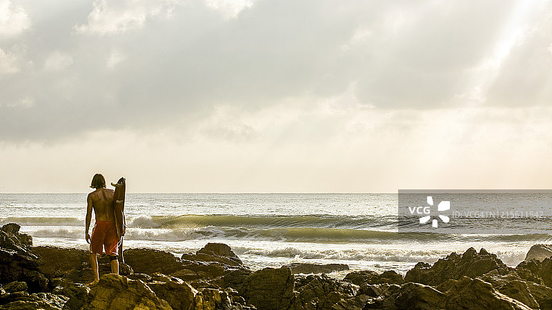 在南海冲浪（马来西亚）图片素材