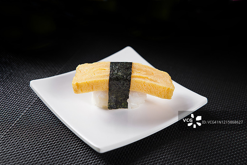 玉子鸡蛋寿司图片素材