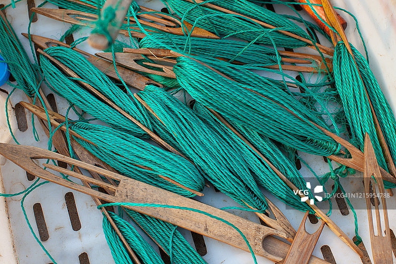 用于修补渔网的梭子图片素材