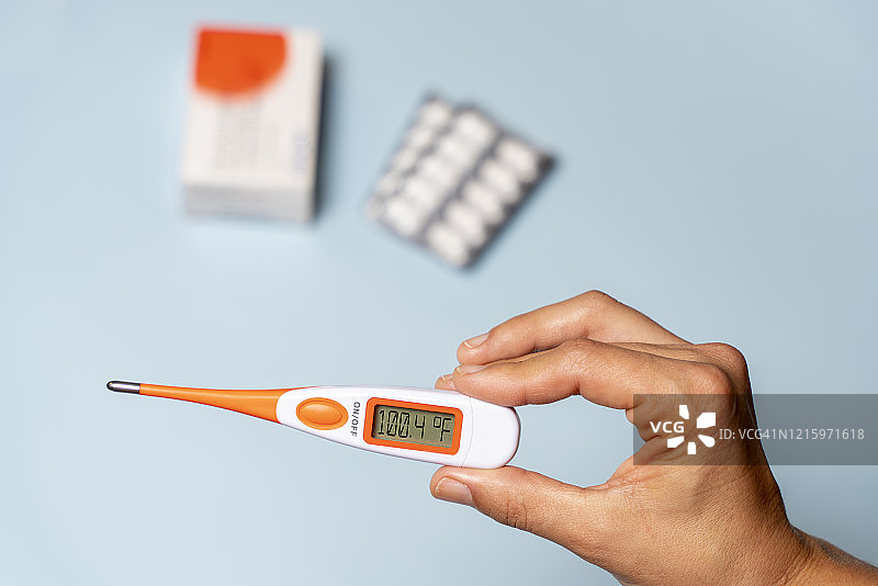 橙色温度计图片素材