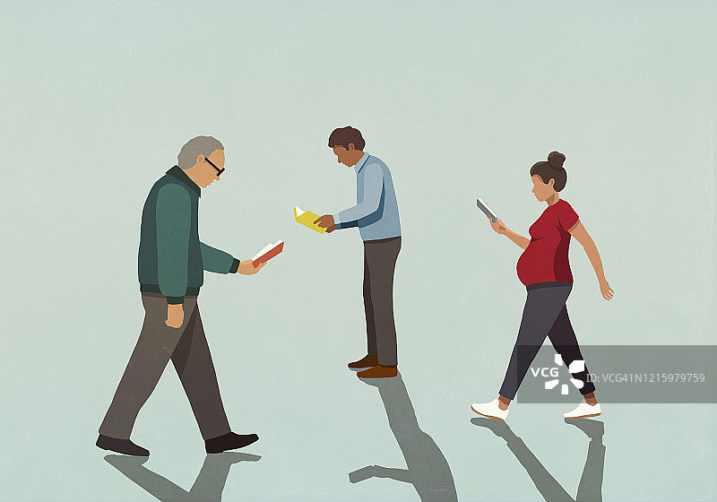 人们阅读书籍和散步图片素材