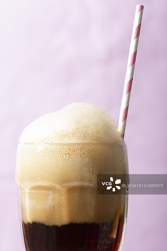 沙士汽水漂浮图片素材