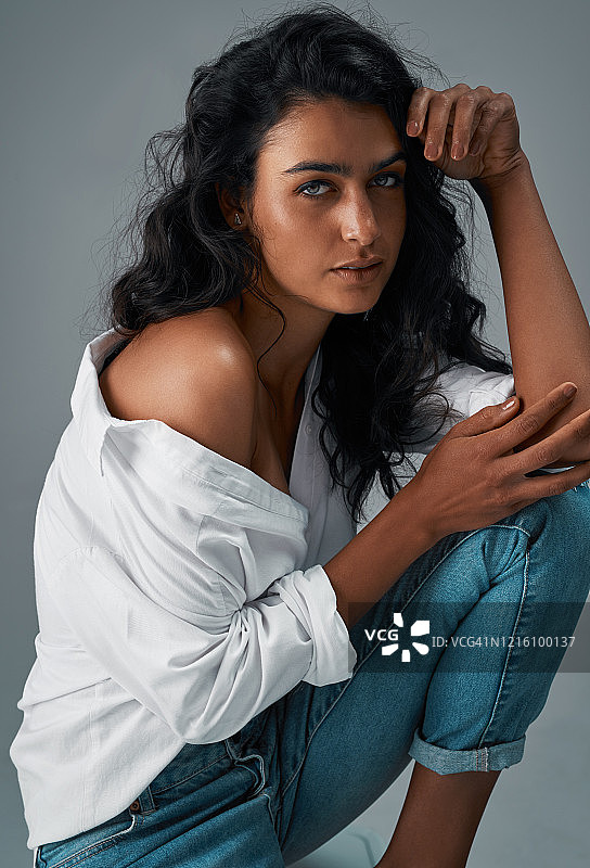 恰到好处的性感图片素材