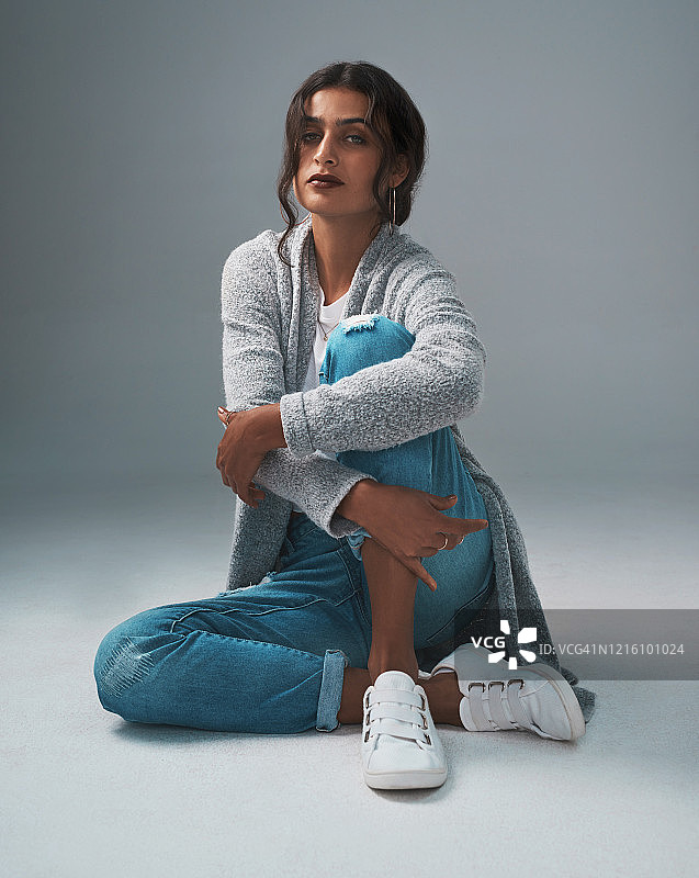 谁不喜欢一条好的牛仔裤图片素材