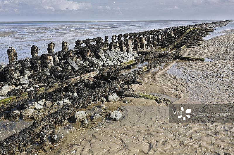 德国下萨克森瓦登海国家公园明瑟纳奥格发电厂的轨道系统图片素材