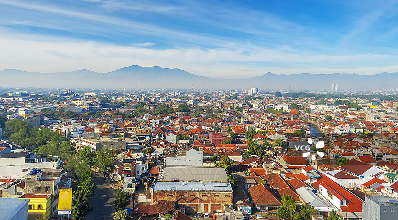 印度尼西亚爪哇岛万隆市的城市天际线图片素材