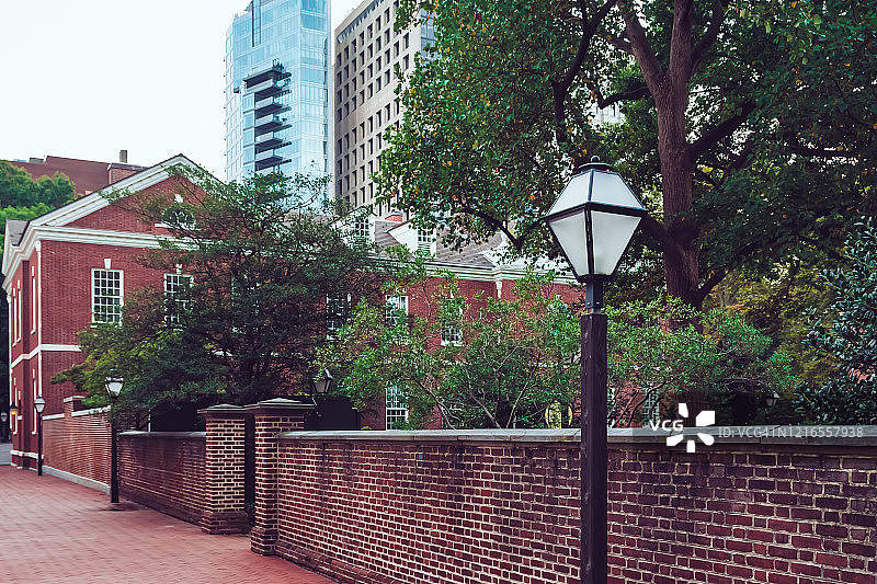 费城历史中心的公共公园图片素材