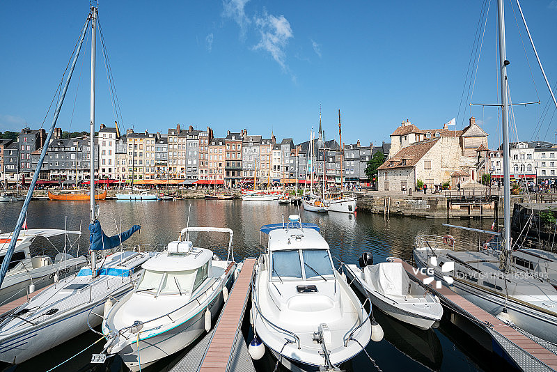 法国诺曼底翁弗勒尔港口图片素材