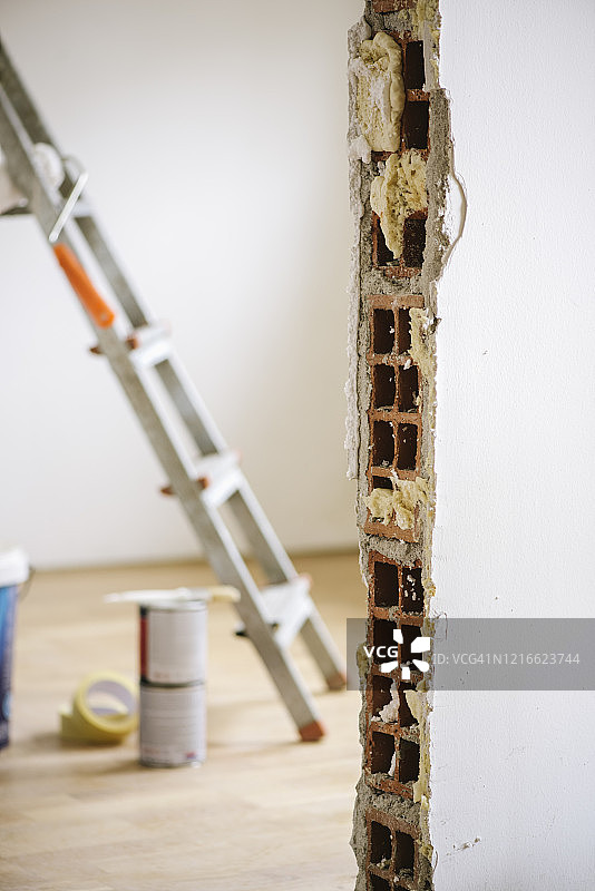 房屋翻新油漆作业图片素材