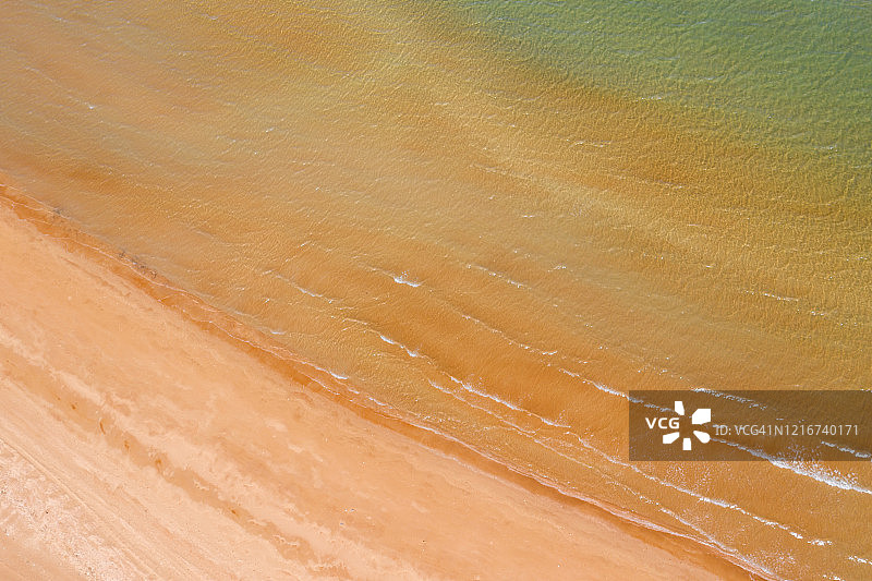 沙子和水纹的航拍视角图片素材