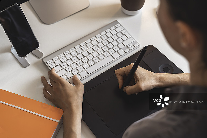 女设计师的手图片素材