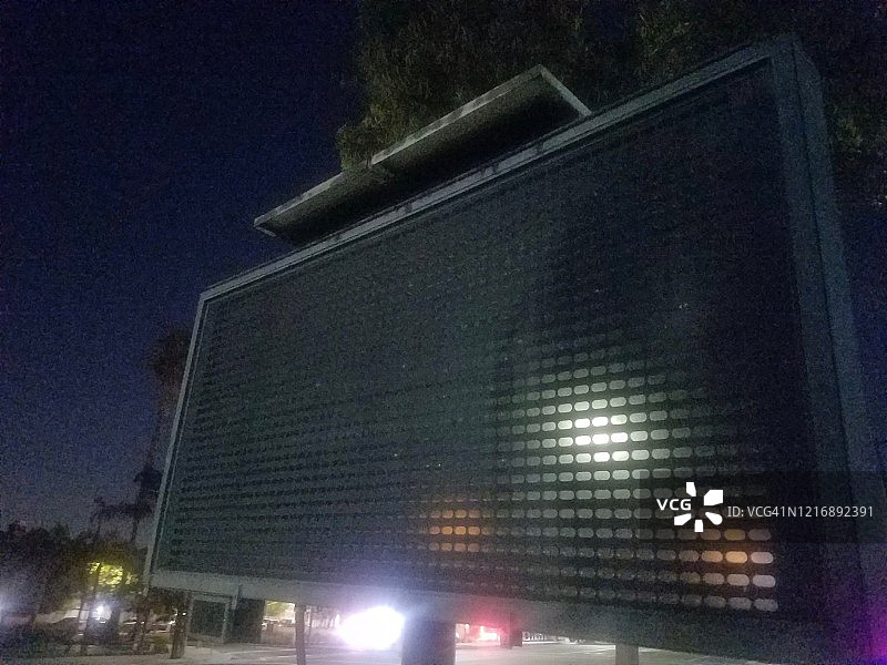 空白发光留言板图片素材