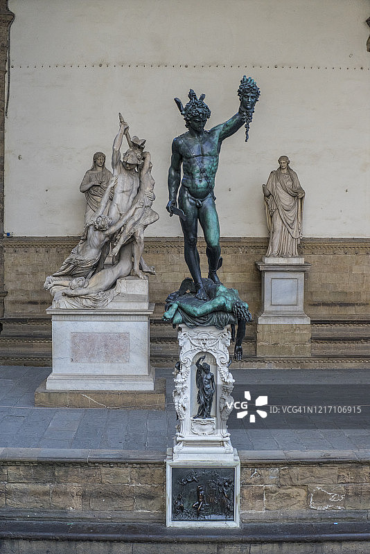 本韦努托·切利尼在兰奇凉廊创作的珀尔修斯雕像，佛罗伦萨图片素材