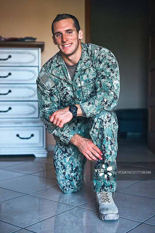 非同寻常的办公室一天图片素材