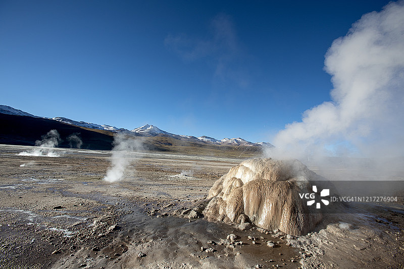 智利塔蒂奥间歇泉图片素材