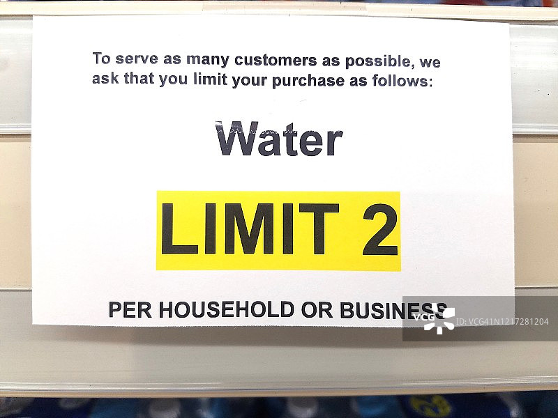 新冠疫情期间的用水定量配给图片素材