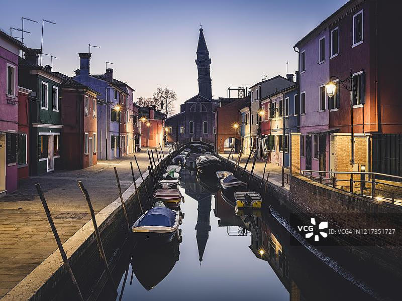 意大利布拉诺圣马蒂诺教堂图片素材