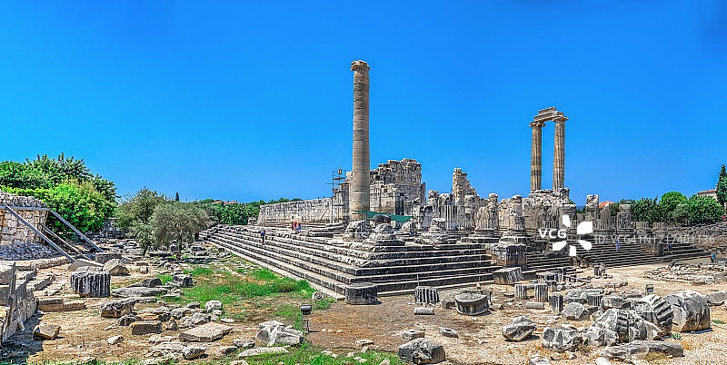 土耳其迪迪马阿波罗神庙南侧图片素材