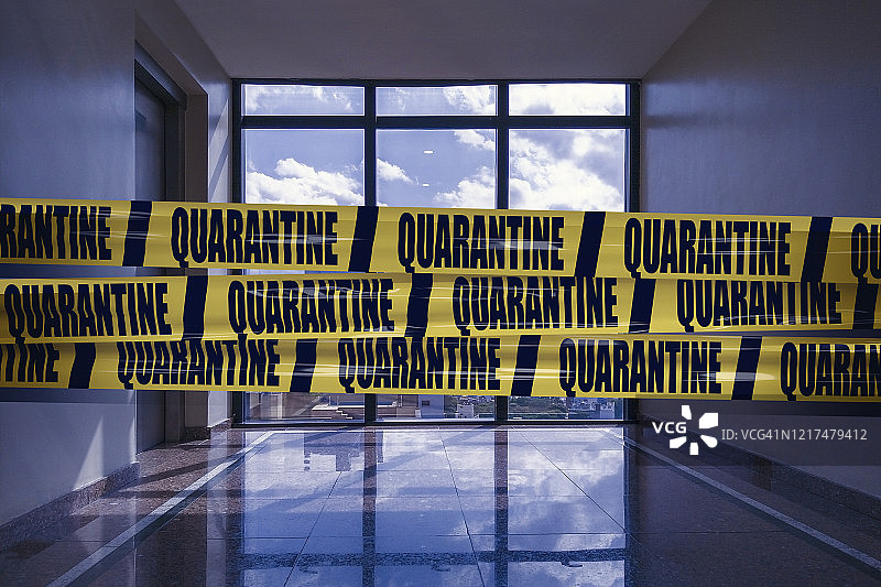 遵守隔离规定，居家办公更好图片素材