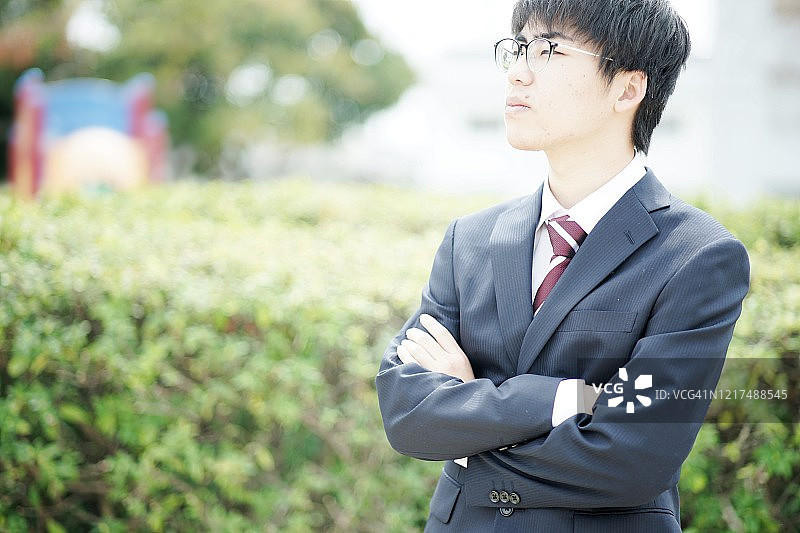 西装革履的商人肖像图片素材