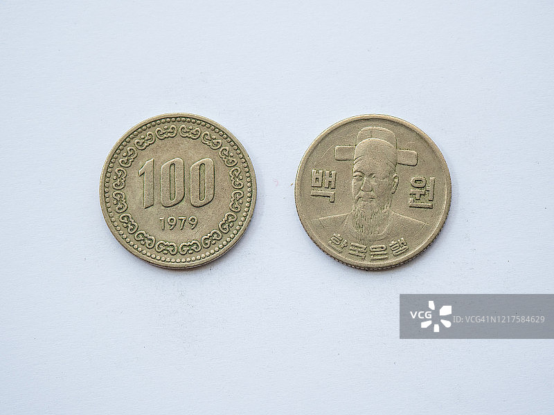 韩国1979年发行的100韩元硬币图片素材