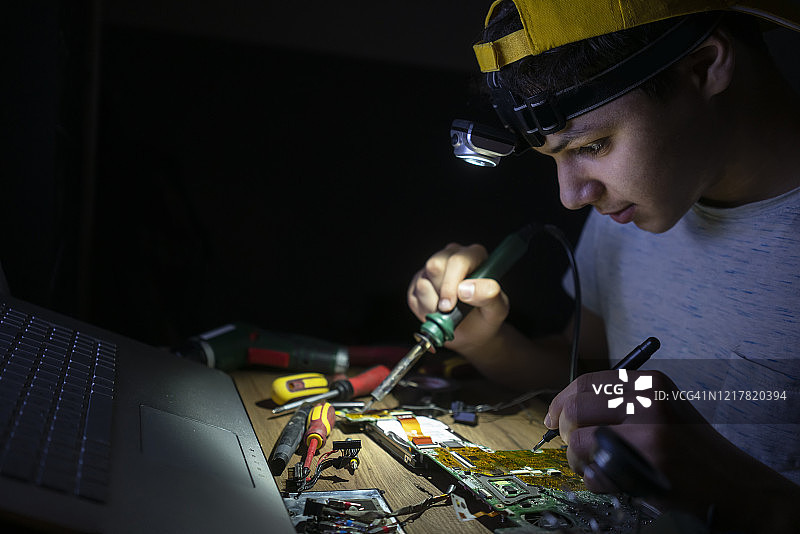 学校五金项目图片素材