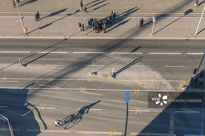 柏林大教堂前的卡尔·李卜克内西大街图片素材