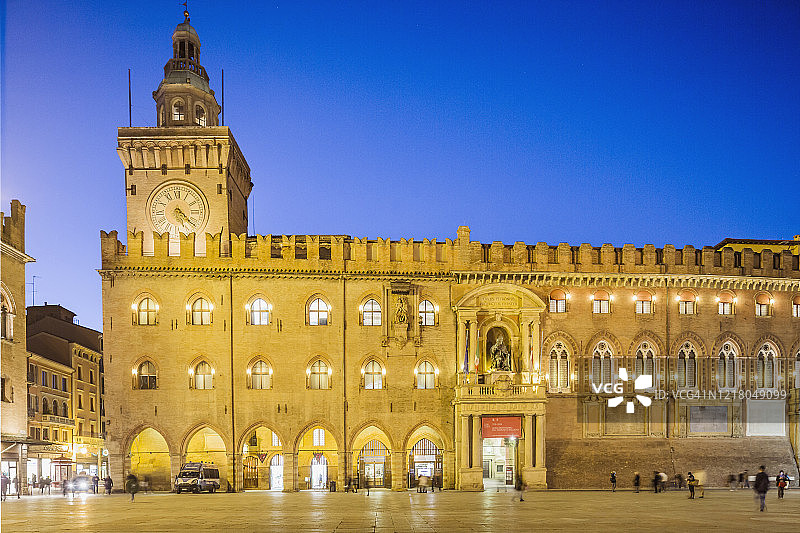 马乔列广场，阿库尔西奥宫图片素材