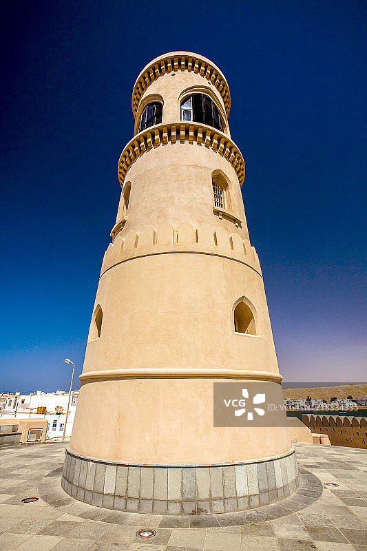 阿曼修复后的灯塔图片素材