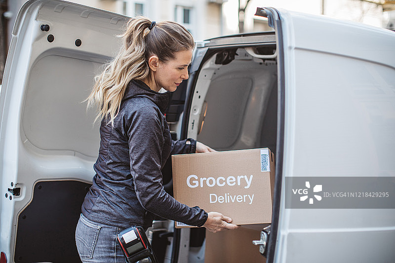 食品配送到家服务图片素材