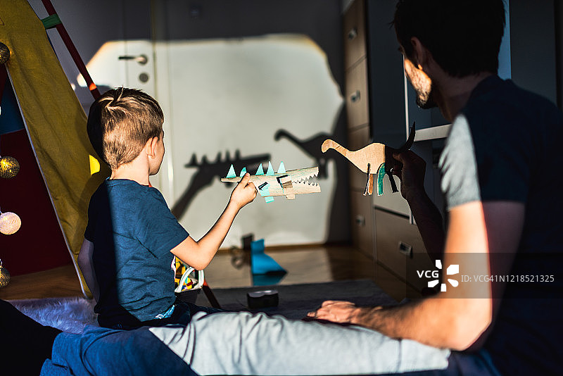 儿童房里的故事图片素材