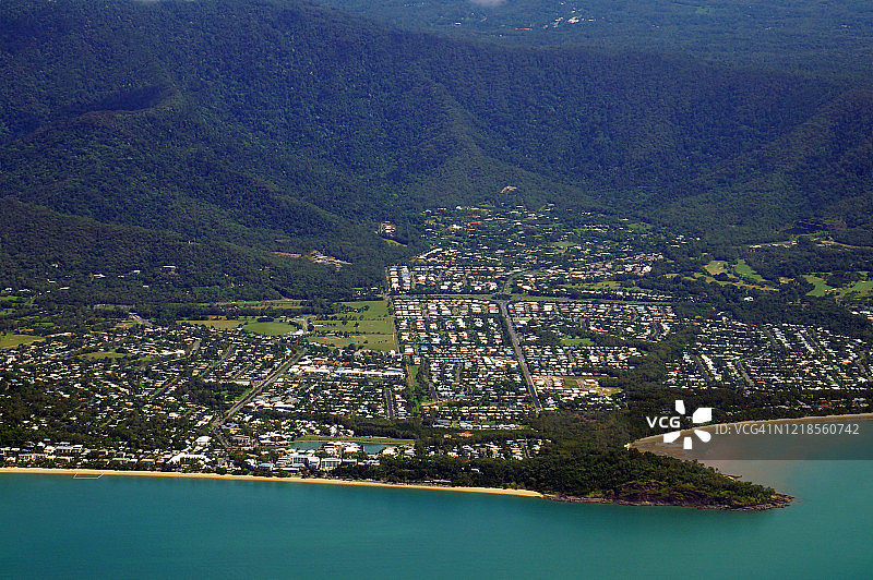 澳大利亚凯恩斯，特里尼蒂与凯瓦拉海滩图片素材