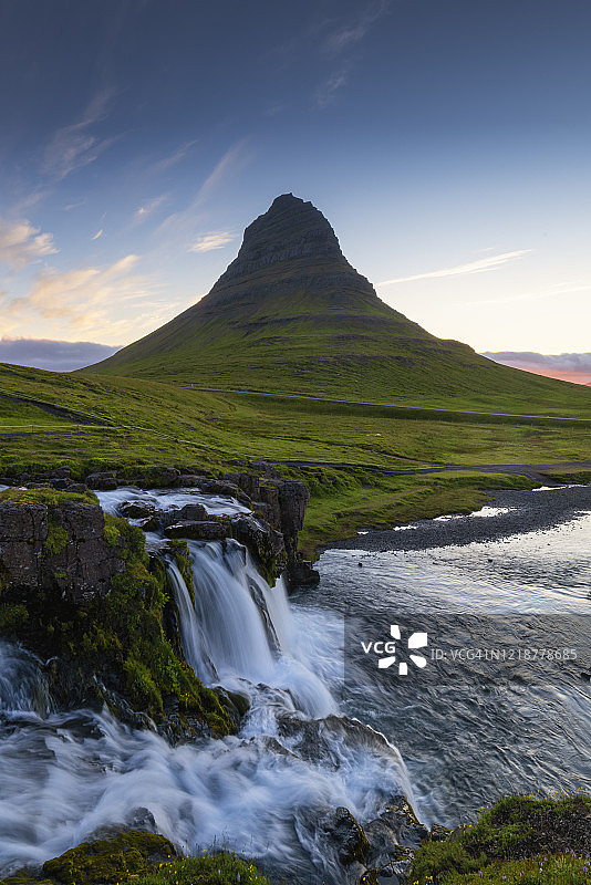 清晨的教堂山图片素材