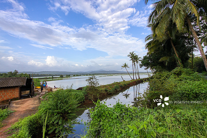果阿邦的河岸图片素材