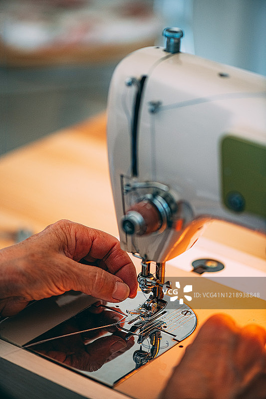缝纫机特写图片素材