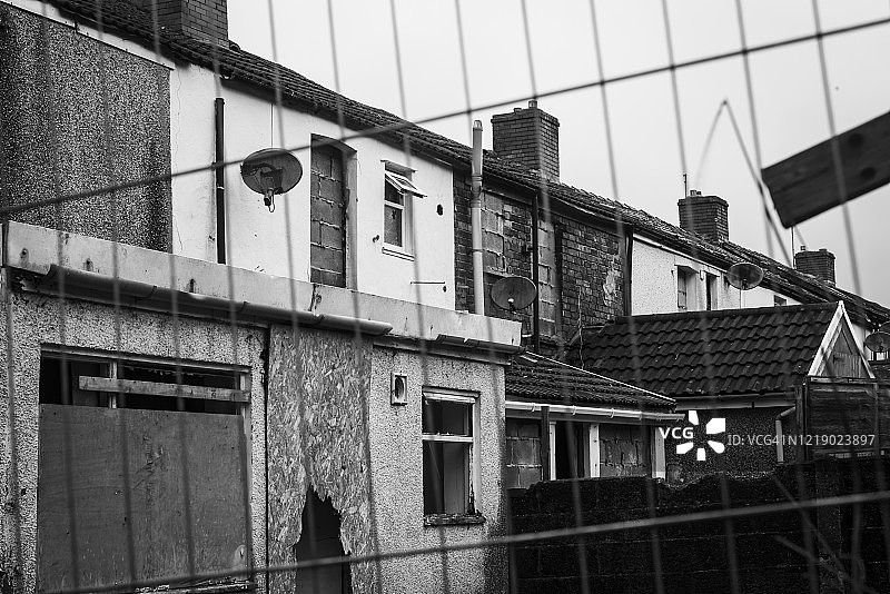 等待拆除的废弃排屋图片素材