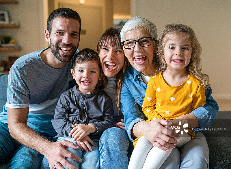 三代家庭图片素材