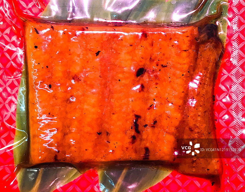 真空包装的炭烤鳗鱼图片素材