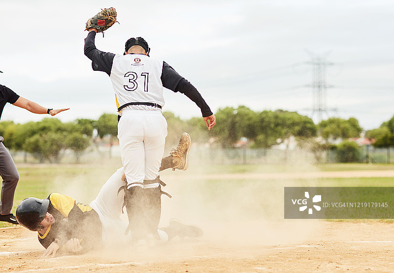 你需要全身心投入这项运动图片素材