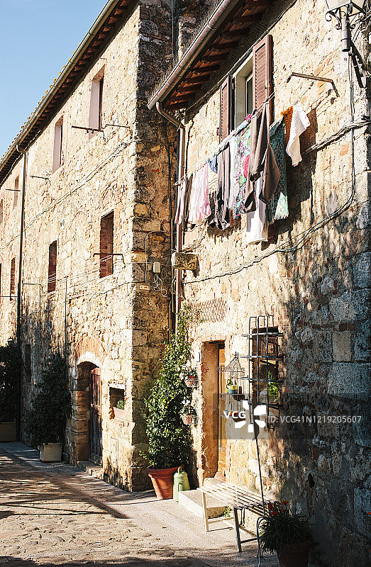 托斯卡纳的鹅卵石街道图片素材