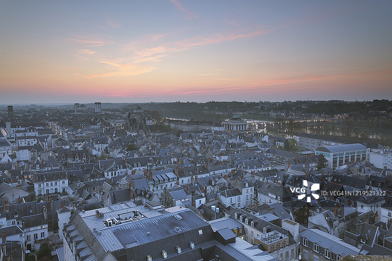法国中部图尔市高空景观图片素材