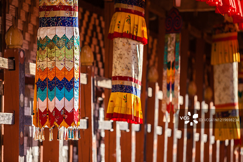 不丹通萨宗的祈祷旗图片素材
