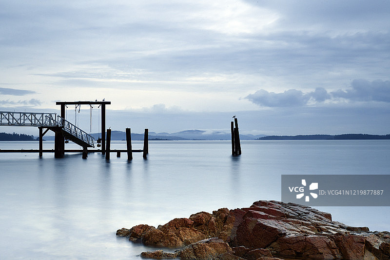 蓝色星期一图片素材