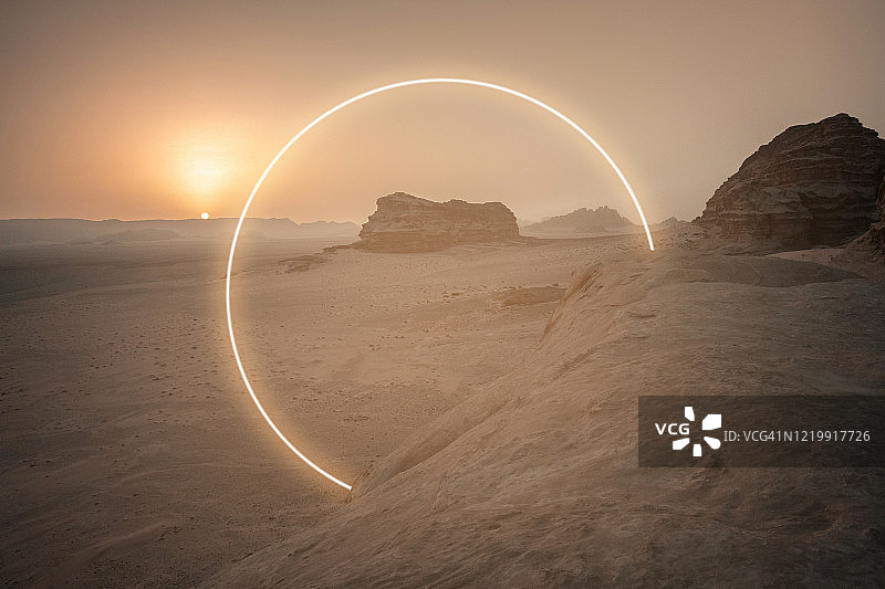 沙漠景观中的霓虹灯未来感圆形图片素材