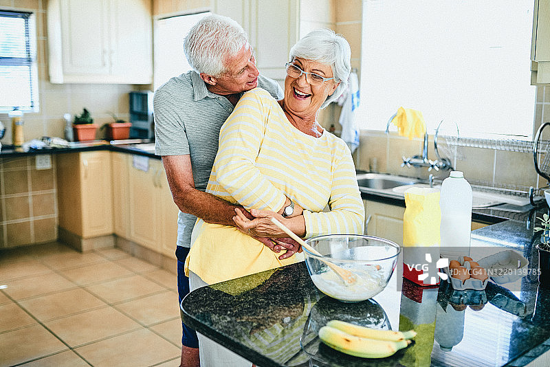 无论你做什么，都要带着爱去做图片素材