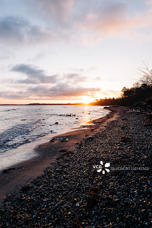 十二月德罗宁莫勒的日出图片素材