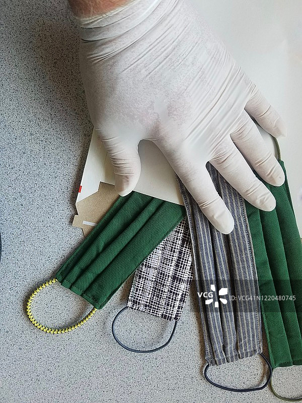 运输新冠病毒口罩图片素材