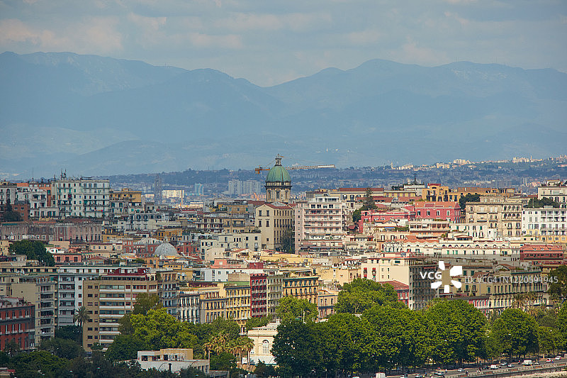 意大利那不勒斯的天际线图片素材