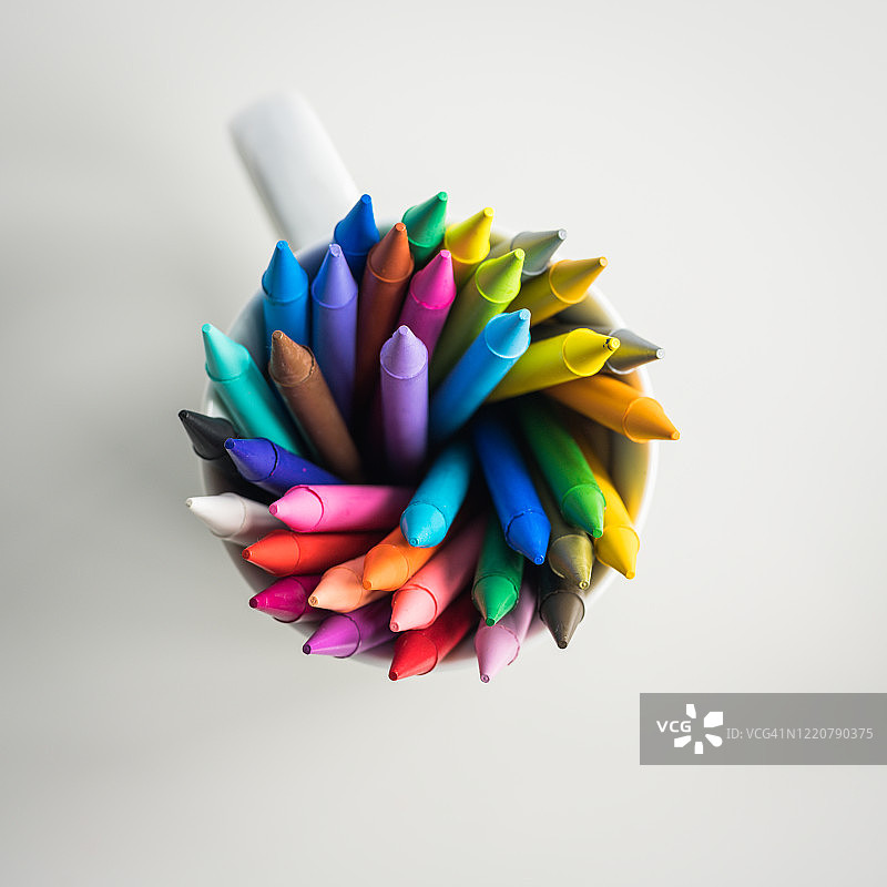 彩色蜡笔图片素材
