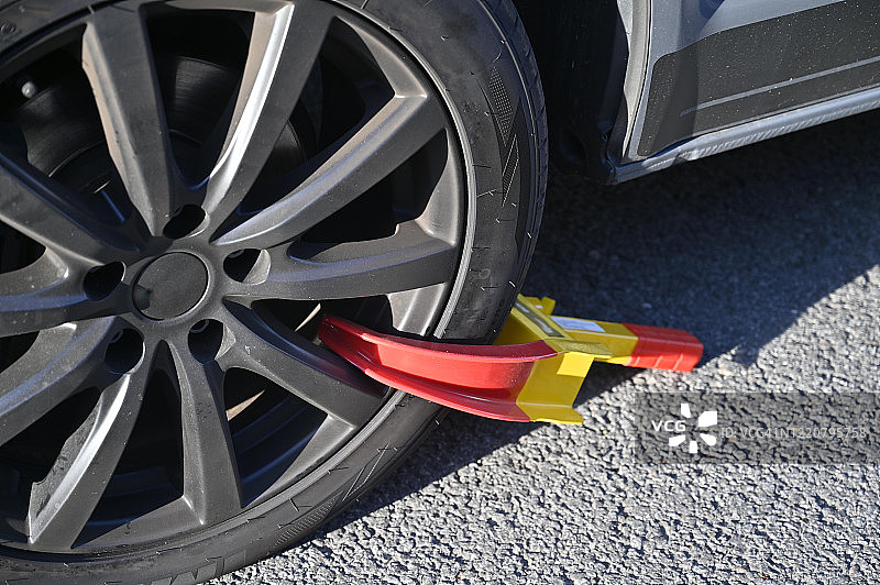 车辆车轮锁，德国柏林图片素材